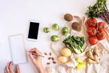 Person working out grocery budget