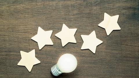 Five stars and idea lightbulb