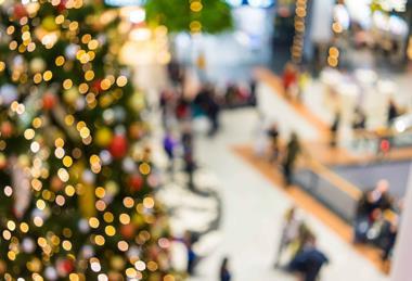 Close-up-on-Christmas-tree-in-shopping-centre index