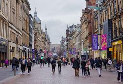 Shoppers on Glasgow street