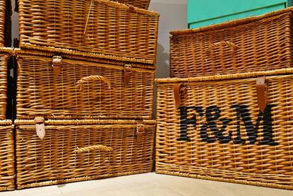 Fortnum hamper