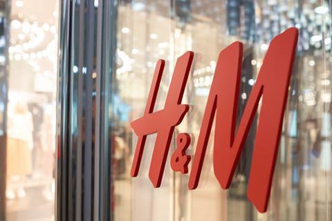 H&M sign